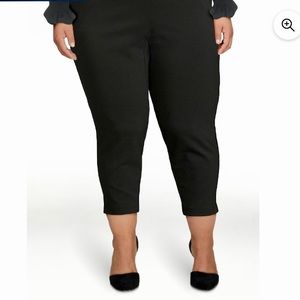 Pioneer Woman Sz 3X Millennium Capris Black NWOT